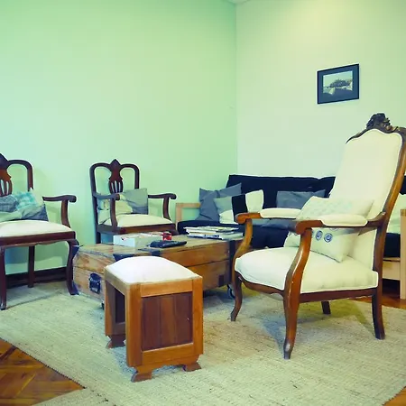 Villa Guesthouse *