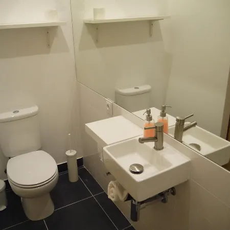 Villa Guesthouse Vandrerhjem Atouguia Da Baleia