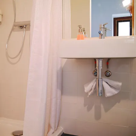 Vandrerhjem Villa Guesthouse *
